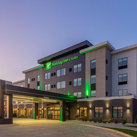 Holiday Inn & Suites Cedar Falls-Waterloo Event Ctr By Ihg Eksteriør bilde