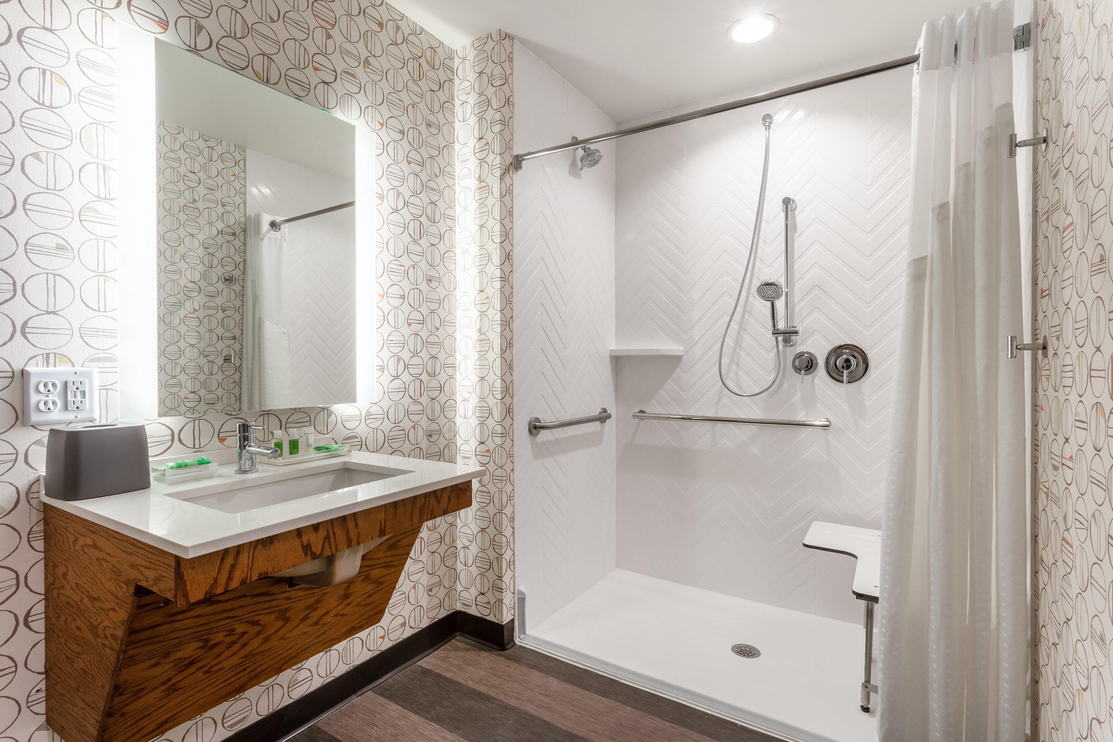 Holiday Inn & Suites Cedar Falls-Waterloo Event Ctr By Ihg Eksteriør bilde
