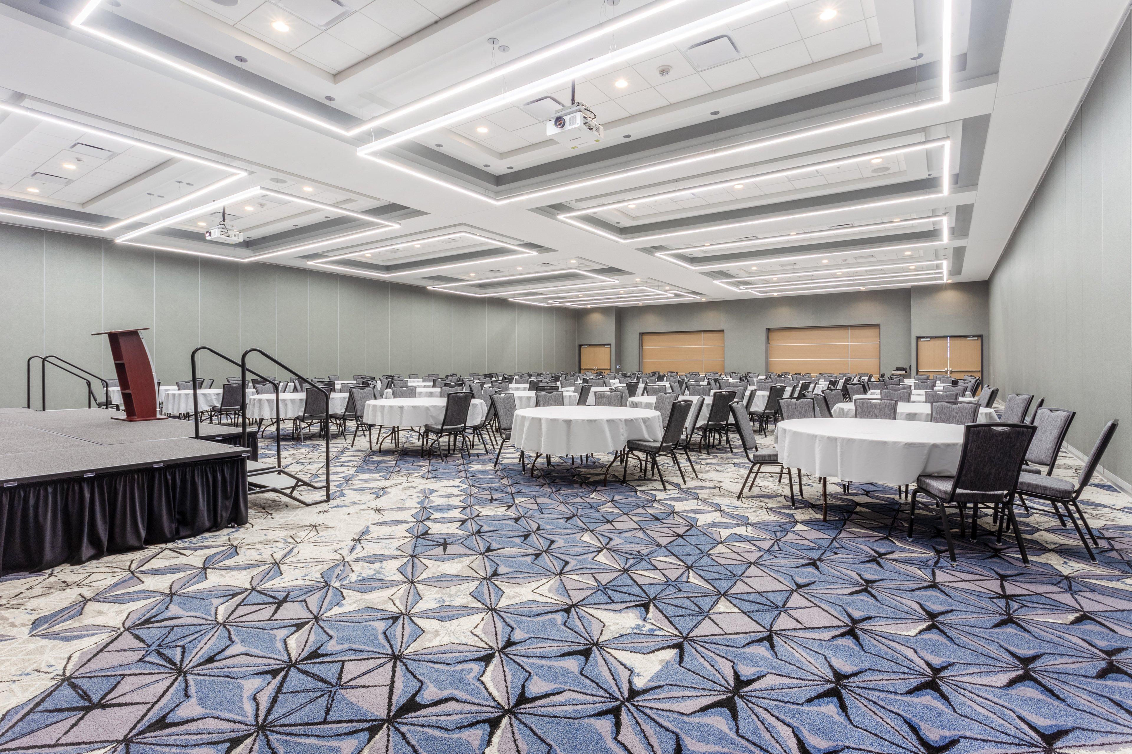 Holiday Inn & Suites Cedar Falls-Waterloo Event Ctr By Ihg Eksteriør bilde